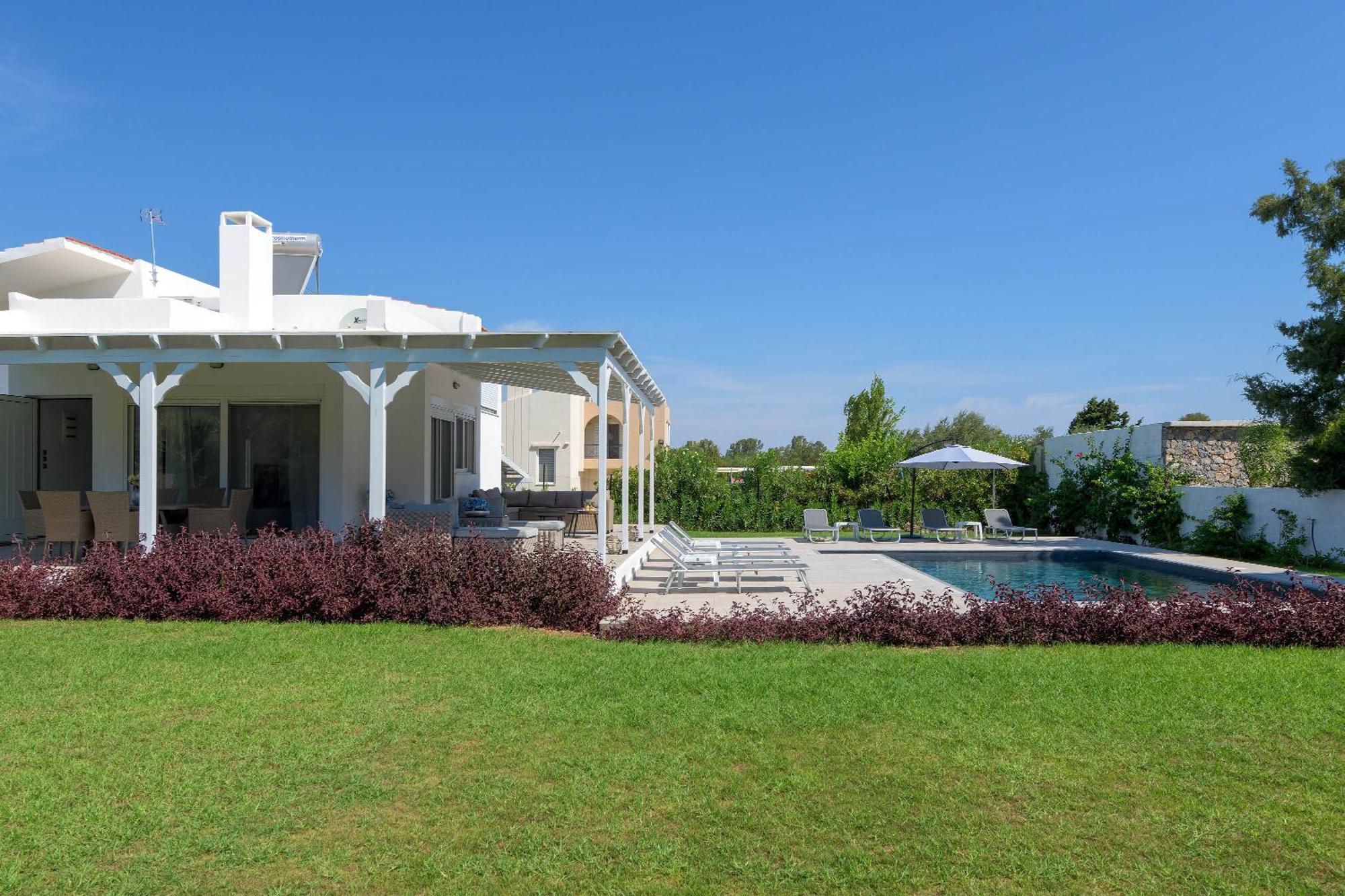 Casa Bianca Villa Kolymbia Eksteriør billede