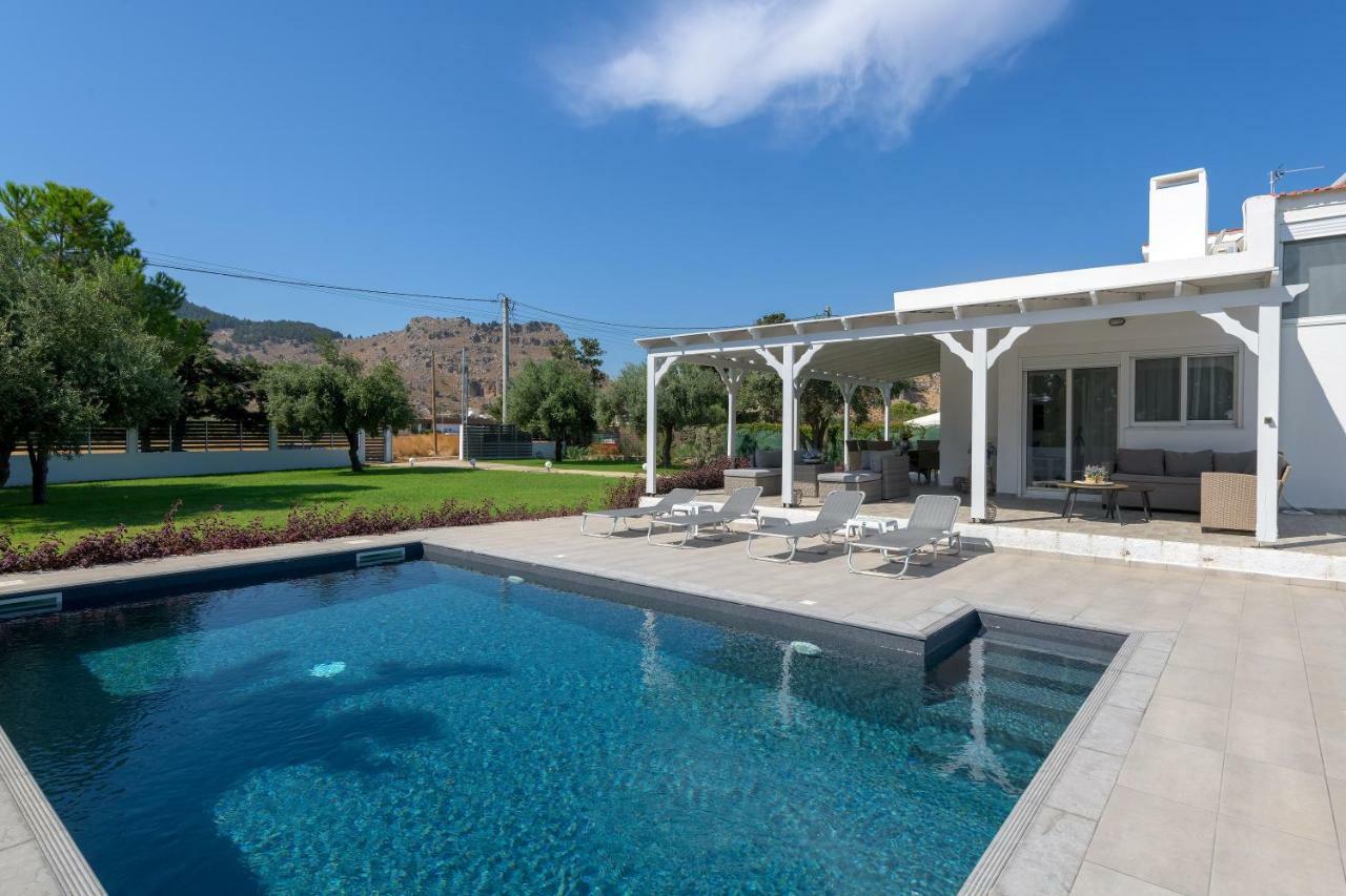 Casa Bianca Villa Kolymbia Eksteriør billede